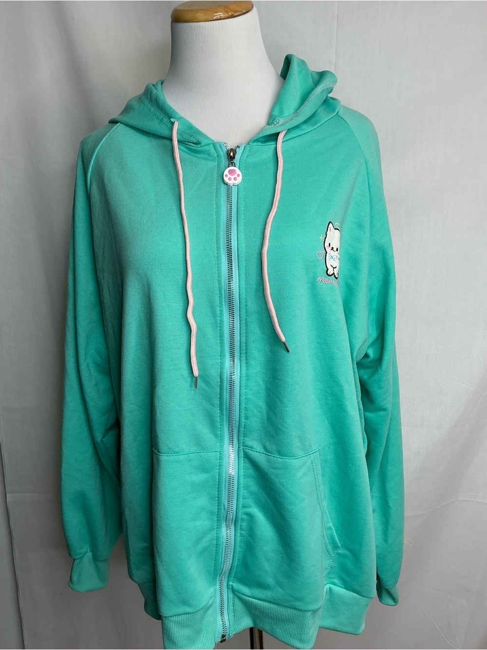2221 - Mint Green Zip-Up Hoodie with Cute Cat Patch